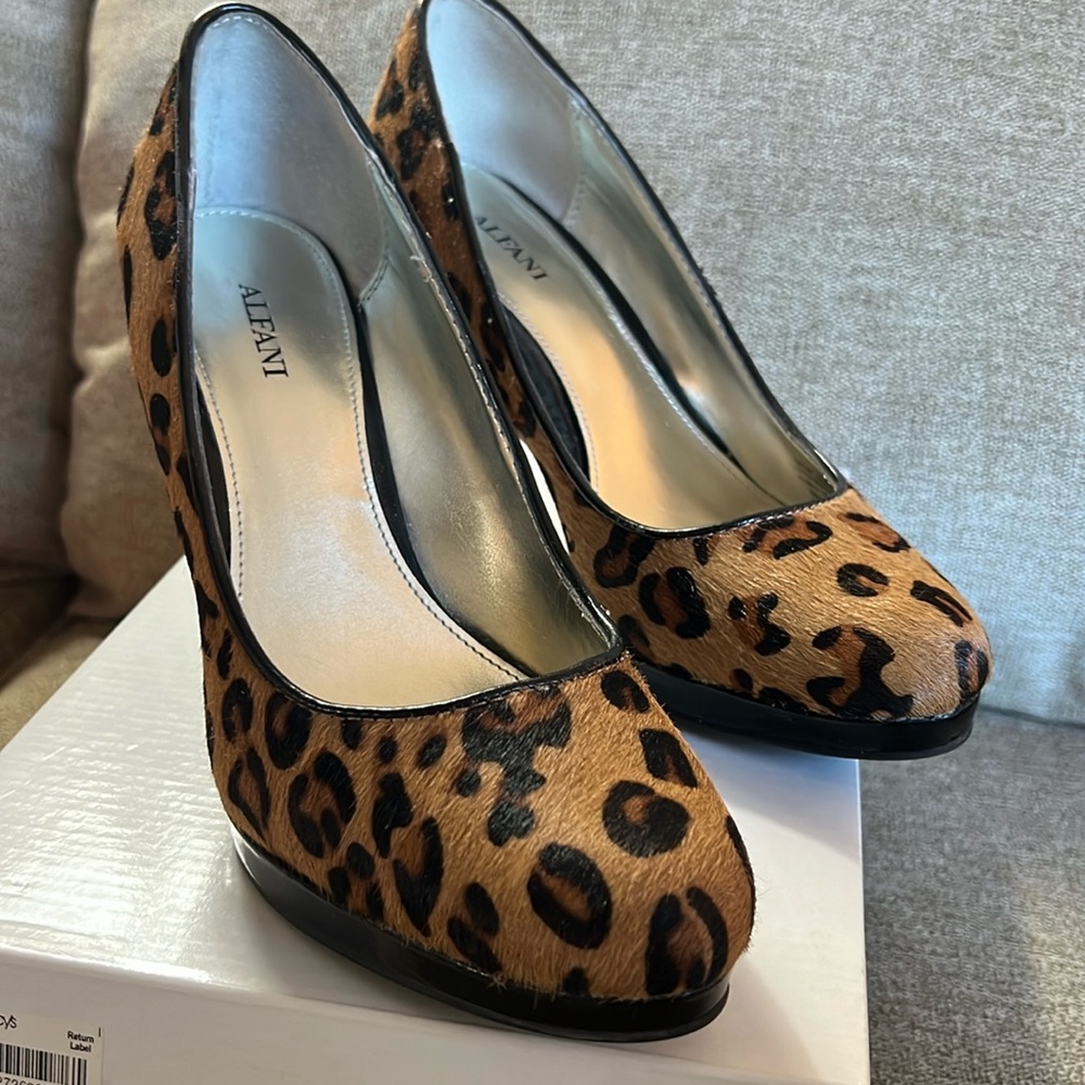 Leopard heels